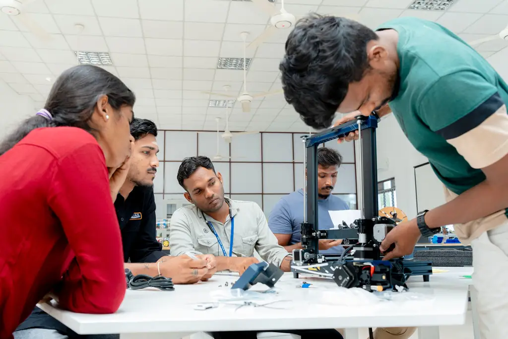 GIZ hands over 3D printers, Batticaloa, 2024-10-23.
