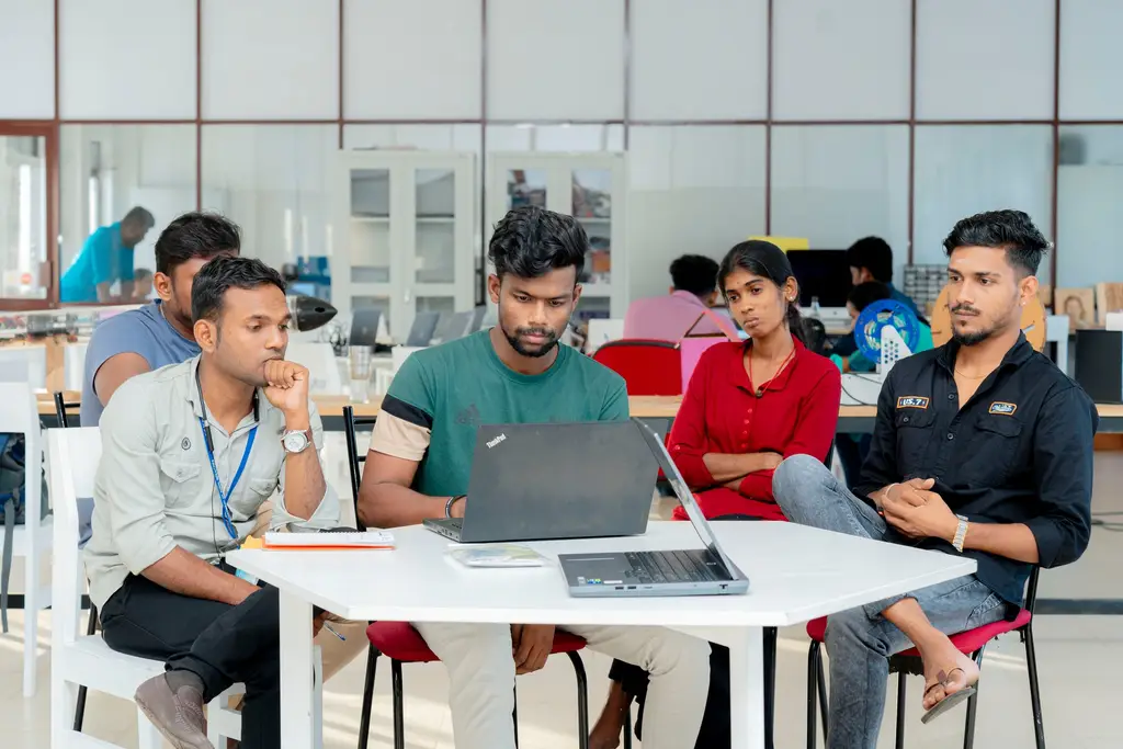 GIZ hands over 3D printers, Batticaloa, 2024-10-23.