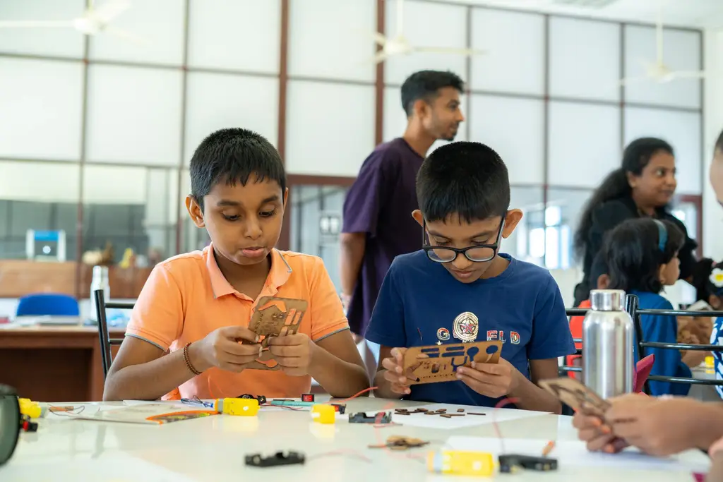 Maker Kit workshop, Batticaloa, 2025-09-07.