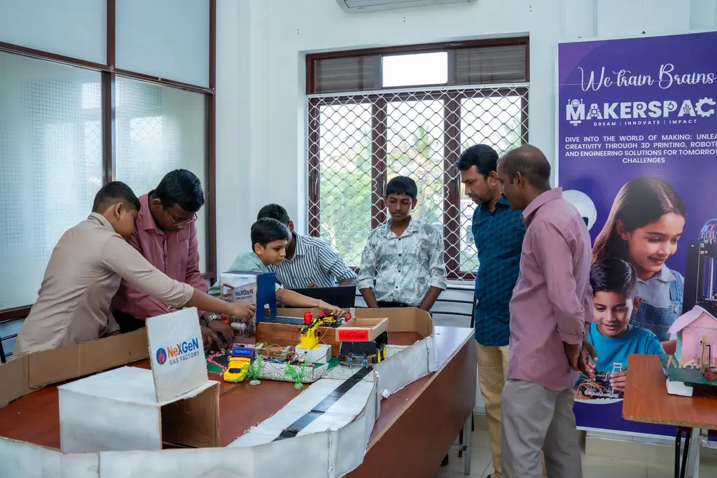 Maker Exhibition and Certificate Ceremony, Batticaloa, 2025-11-09.