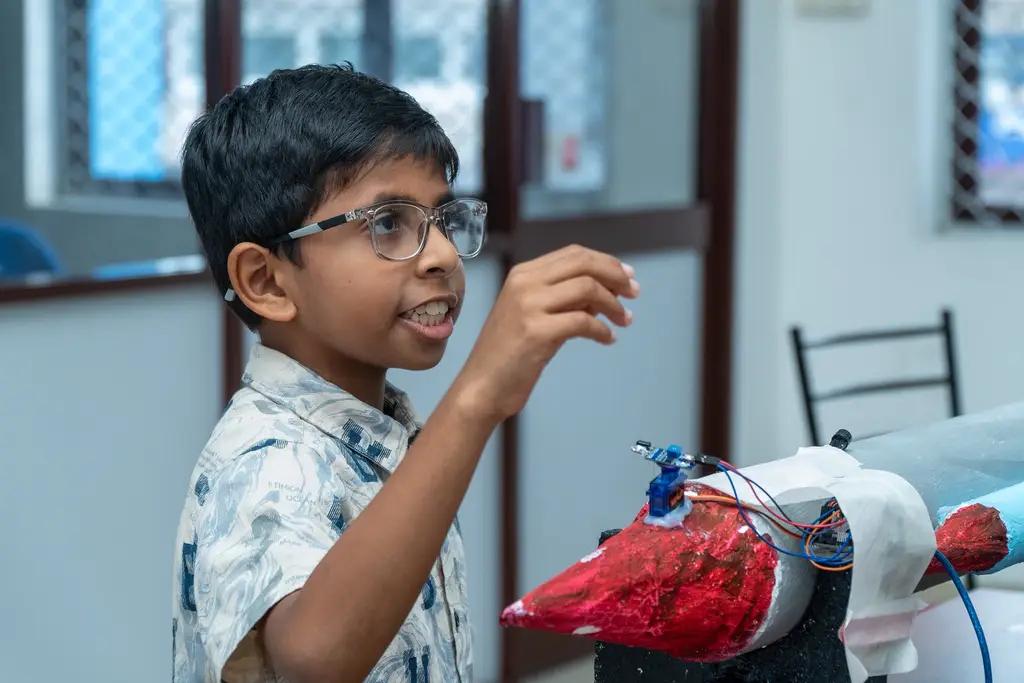 Maker Exhibition and Certificate Ceremony, Batticaloa, 2025-11-09.