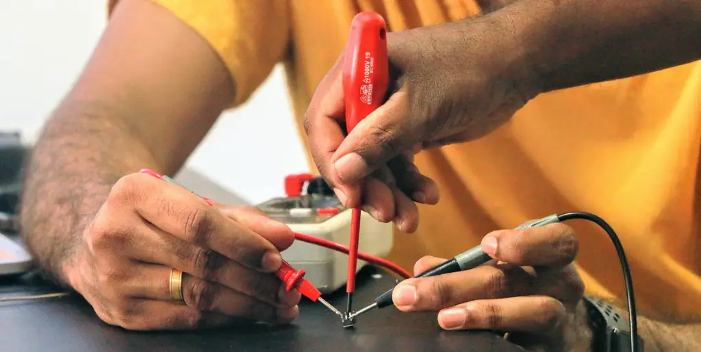 Maker Education — training of trainers, Batticaloa, 2019-04-02.