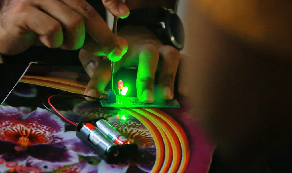 Maker Education — training of trainers, Batticaloa, 2019-04-02.
