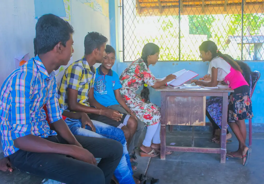 First logged delivery — Pullumalai school workshop, Pullumalai, Batticaloa, 2019-03-31.