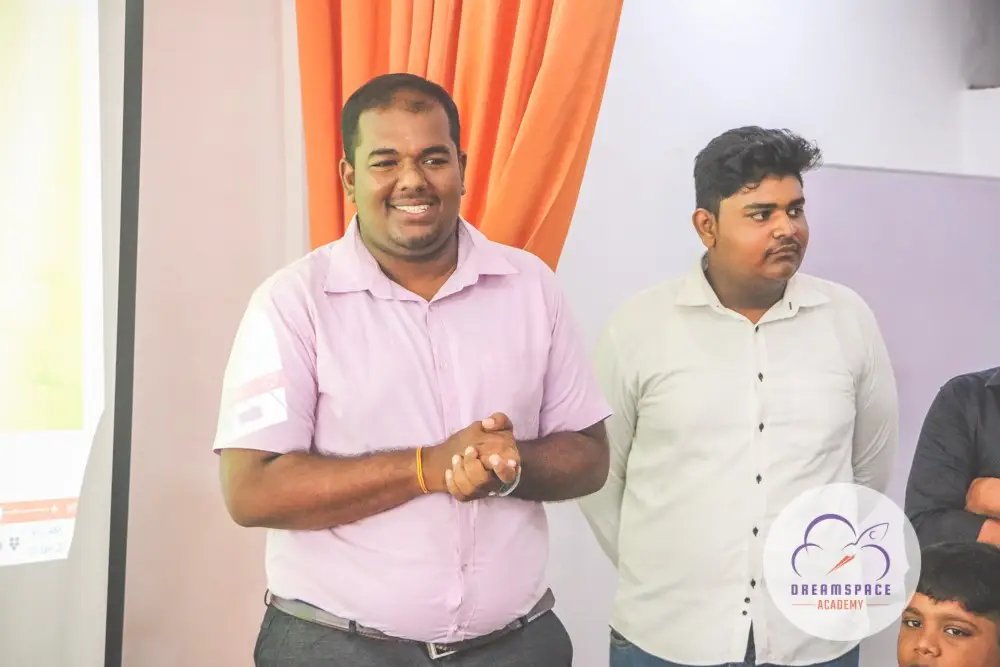 MakerSpace workshops for schoolchildren, Batticaloa.