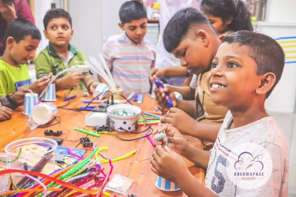 MakerSpace workshops for schoolchildren, Batticaloa.