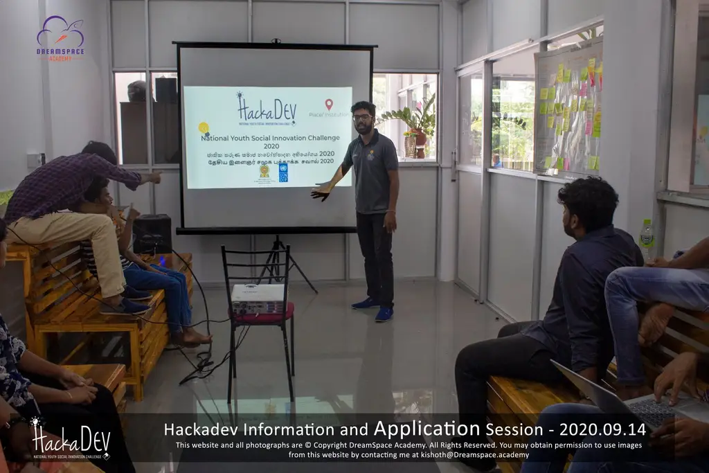 HackaDev information and application session, Batticaloa, 2020-09-14.