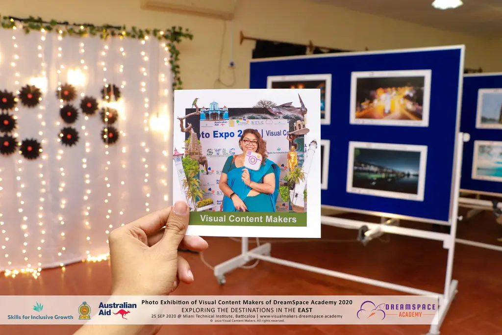Visual Content Makers exhibition, Batticaloa, 2020-09-25.