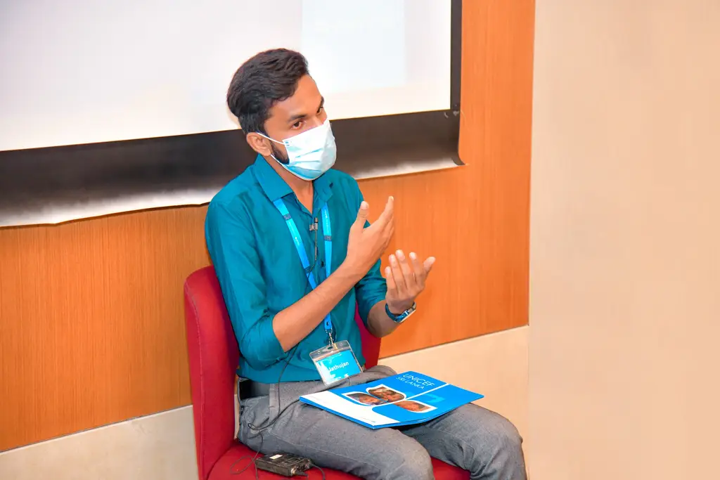 A candidate on the UNICEF panel, Sri Lanka, 2021-12-13.