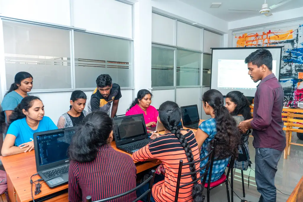 SheTechpreneur bootcamp, Batticaloa, 2022-05-27.