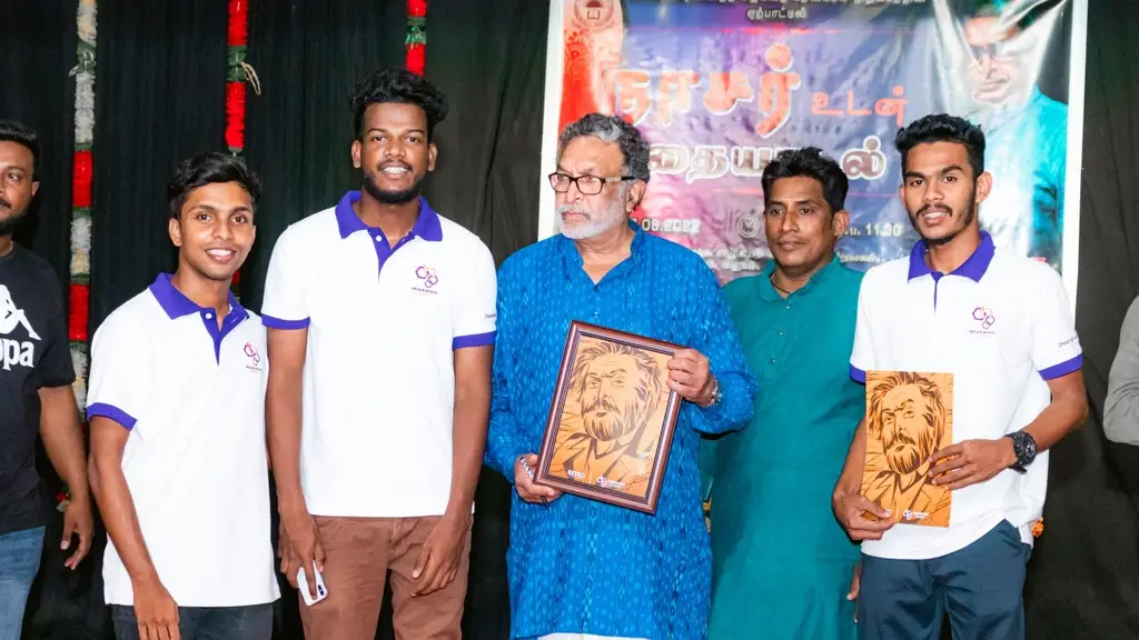 The actor Nassar visits, Batticaloa, 2022-08-07.