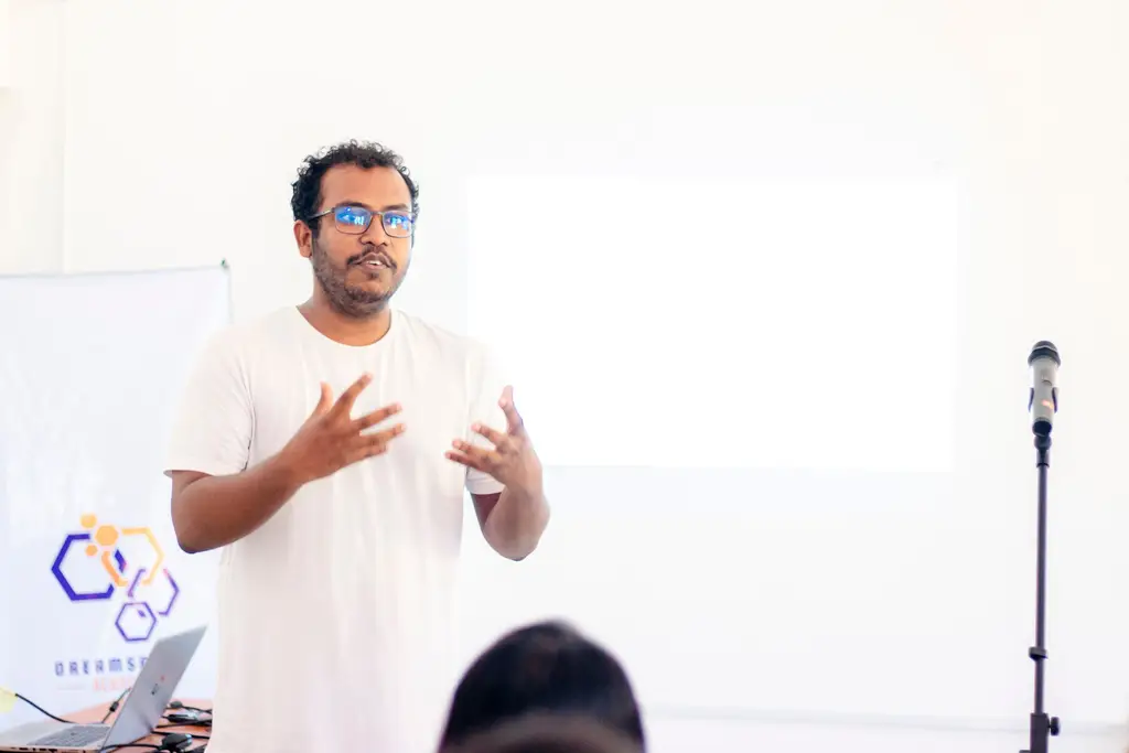 Meet and greet — Navz-47, Batticaloa, 2023-08-27.